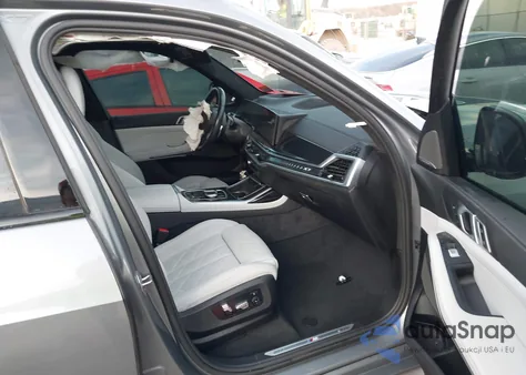 2024 BMW X7 xDrive40I z USA, uszkodzony, nr VIN 5UX23EM07R9S47451